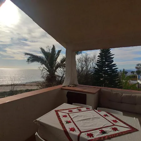 In Front Of The Beach - La Terrazza Sul Mare Flumini di Quartu Exterior photo